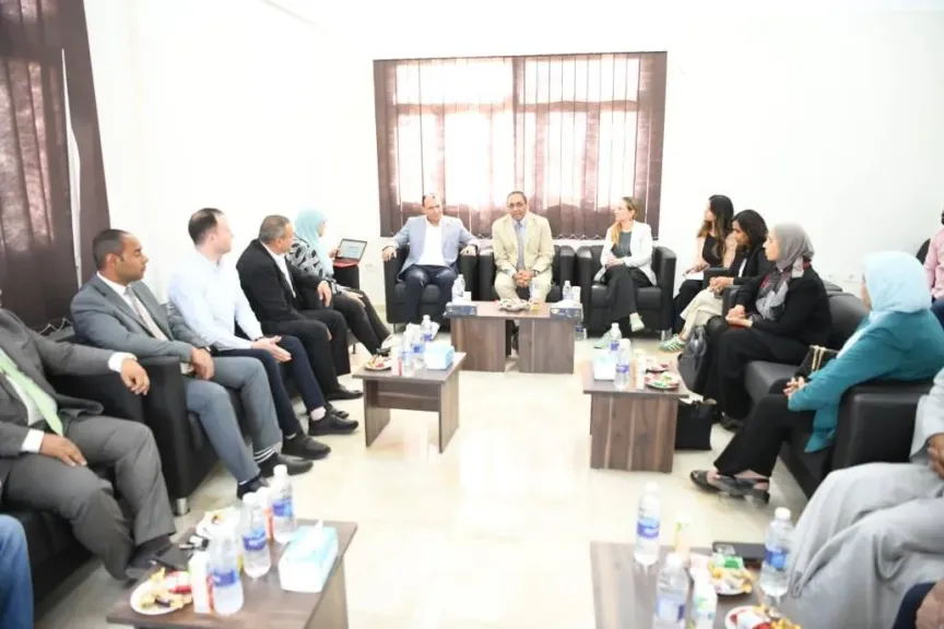 جانب من اللقاء