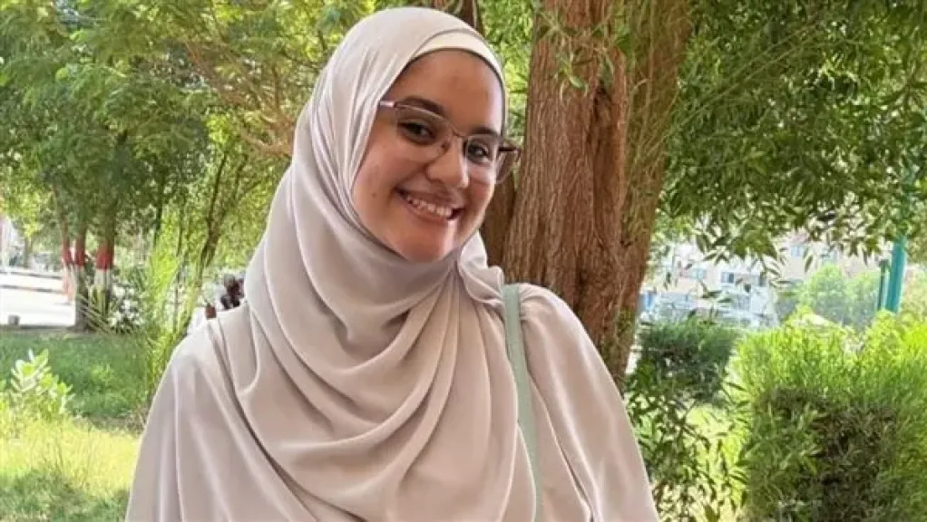 الطالبة حبيبة أحمد رشدي