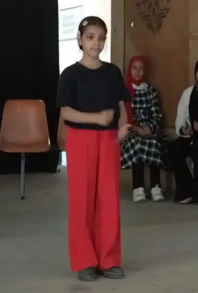 الطالبة نسرين