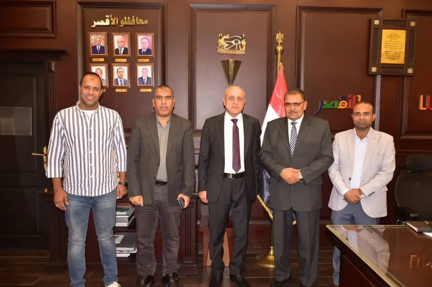 محافظ الأقصر يستقبل رئيس شركة مياه الشرب والصرف الصحي الجديد