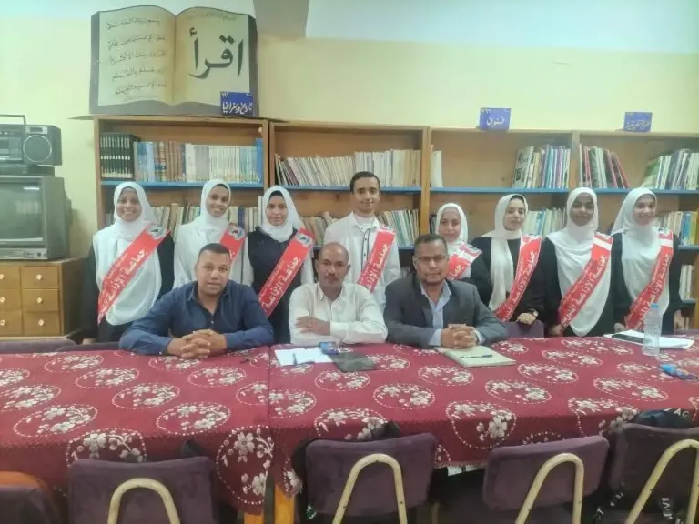 مدرسة “جمال رشدي مخلوف” بـ فرشوط 