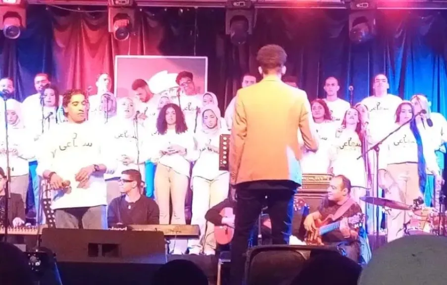 ” كورال سماعى ” وفرقة المايسترو محمود شكري يخطفون الأنظار بـ ” ساقية الصاوى ”