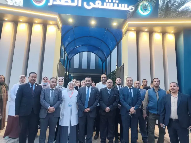 جولة مفاجئة لـ مساعد وزير الصحة بمستشفي الصدر