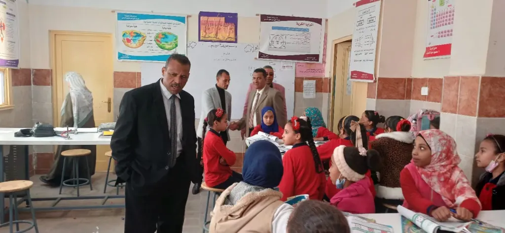 جولة مدير تعليم أبو تشت