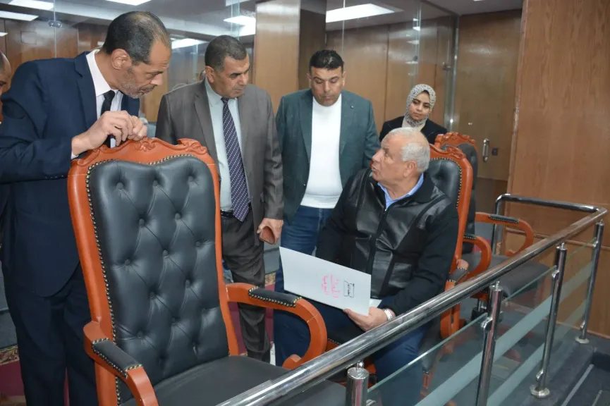 محافظ الوادي الجديد يتابع ا لانتخابات