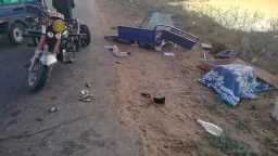 إصابة 6 أشخاص في تصادم...