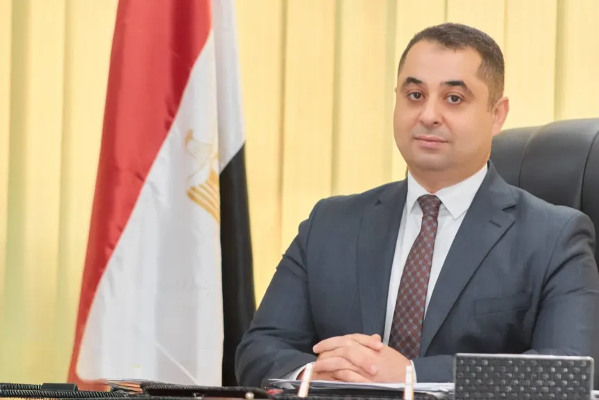 الدكتور أحمد محمود صادق،  وكيل وزارة الصحة بقنا