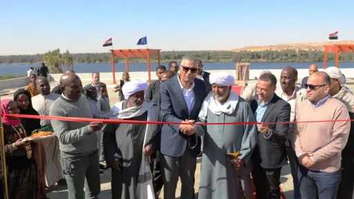 محافظ أسوان يفتتح مشروع الممشى...