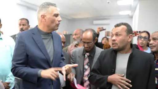 في زيارة مفاجئة.. محافظ أسوان...