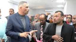 في زيارة مفاجئة.. محافظ أسوان...