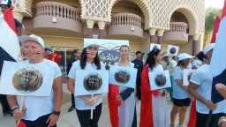 وسط حضور كبير من السياح...