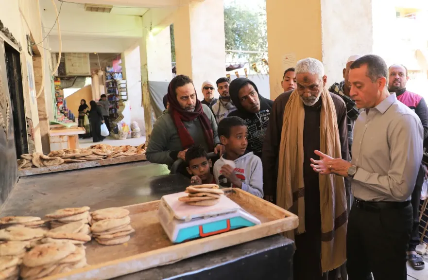 جولة محافظ أسوان بحى الصداقة الجديدة